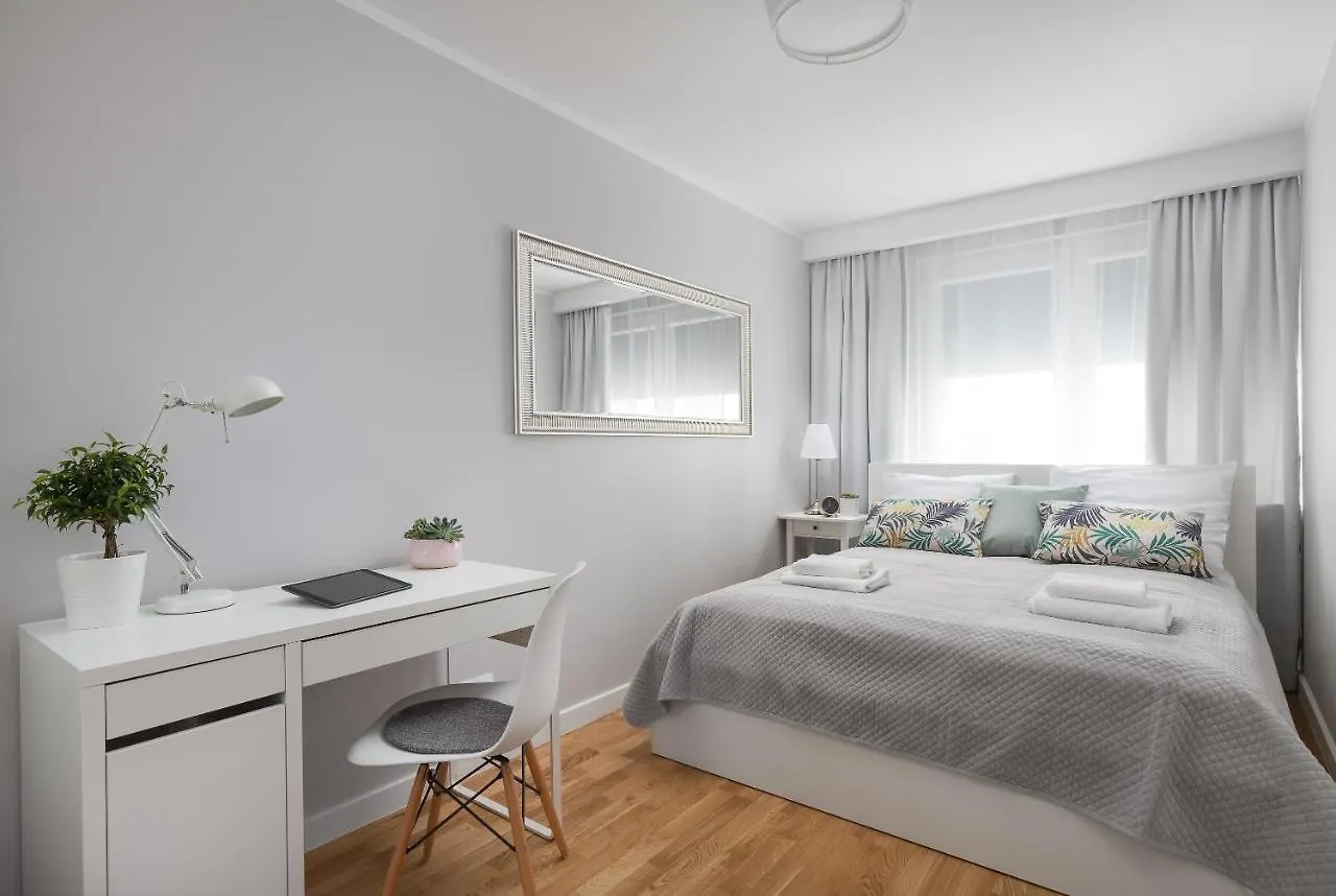 Oomph Warsaw Downtown Apartments Polen