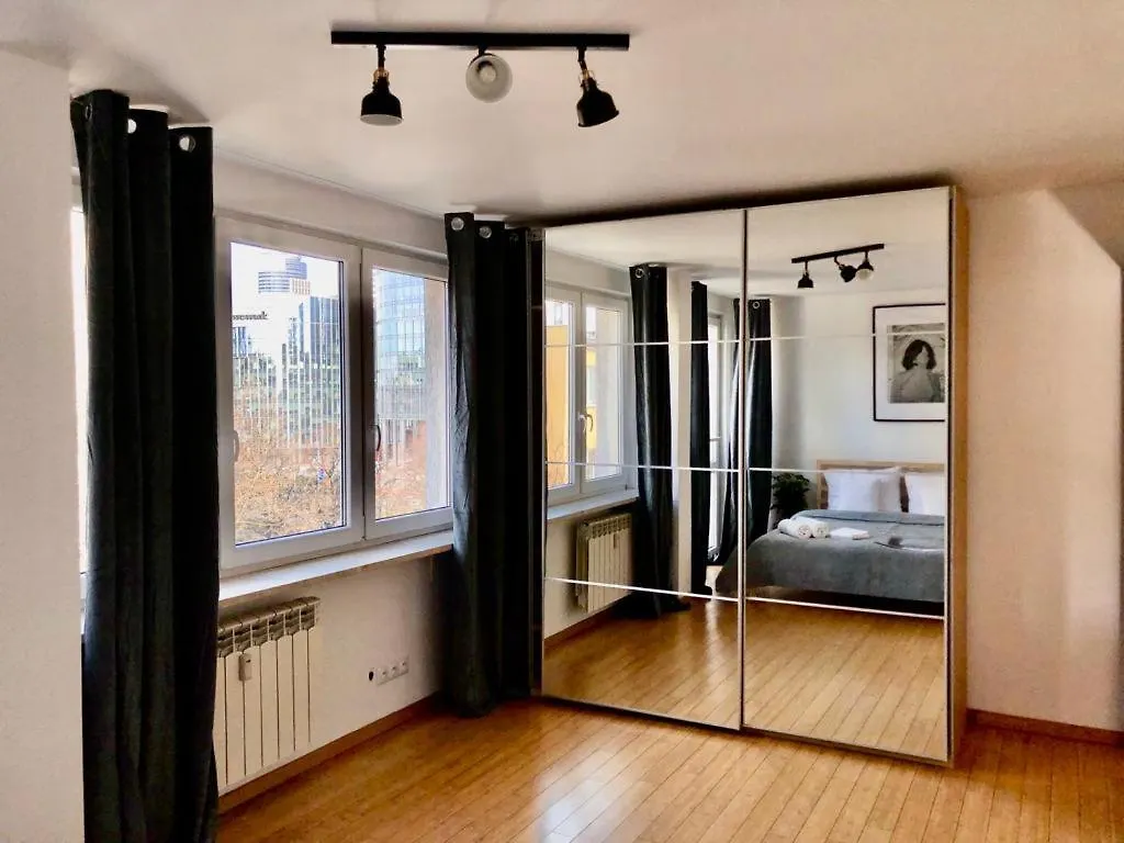 Oomph Warsaw Downtown Apartments Polen
