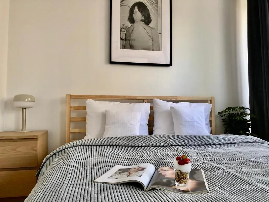 Oomph Warsaw Downtown Apartments